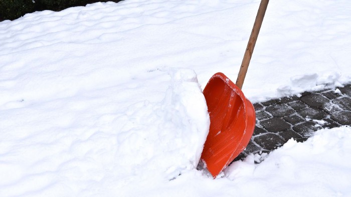 Schneeräumung © Pixabay, Pixabay Schneeschaufel © Pixabay, Pixabay