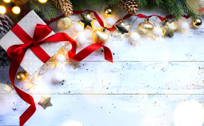 Weihnachtseinkauf ohne Stolperfallen © Konstiantyn, stock.adobe.com Weihnachtsdekoration © Konstiantyn, stock.adobe.com